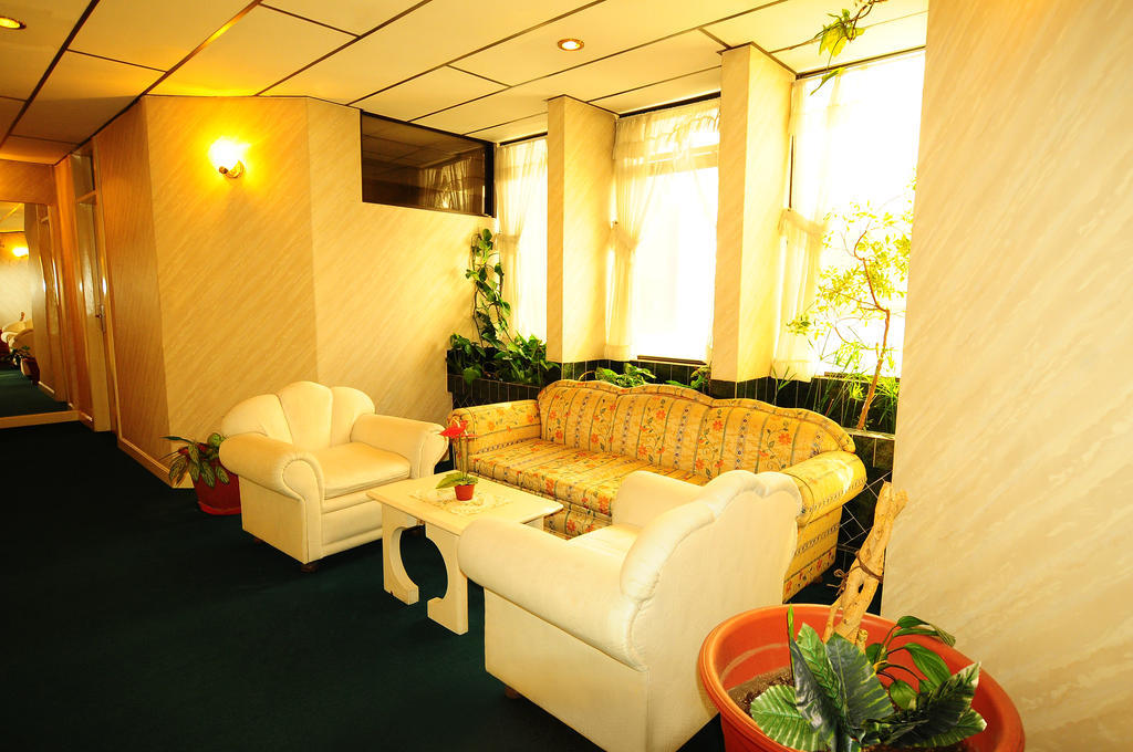 Glorieta Hotel ซูเกร ภายนอก รูปภาพ